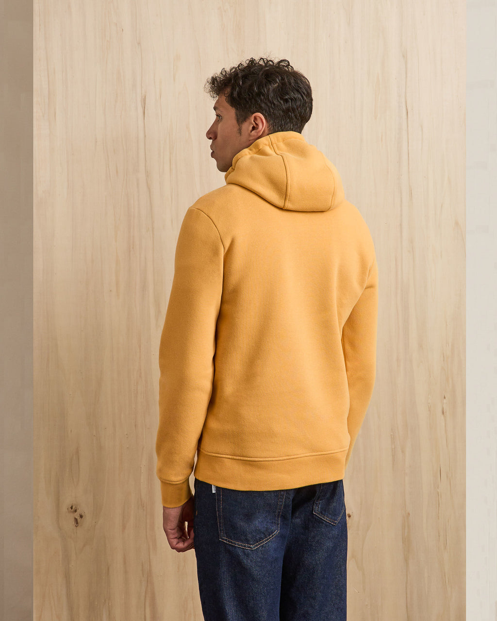 Sweat à capuche ocre