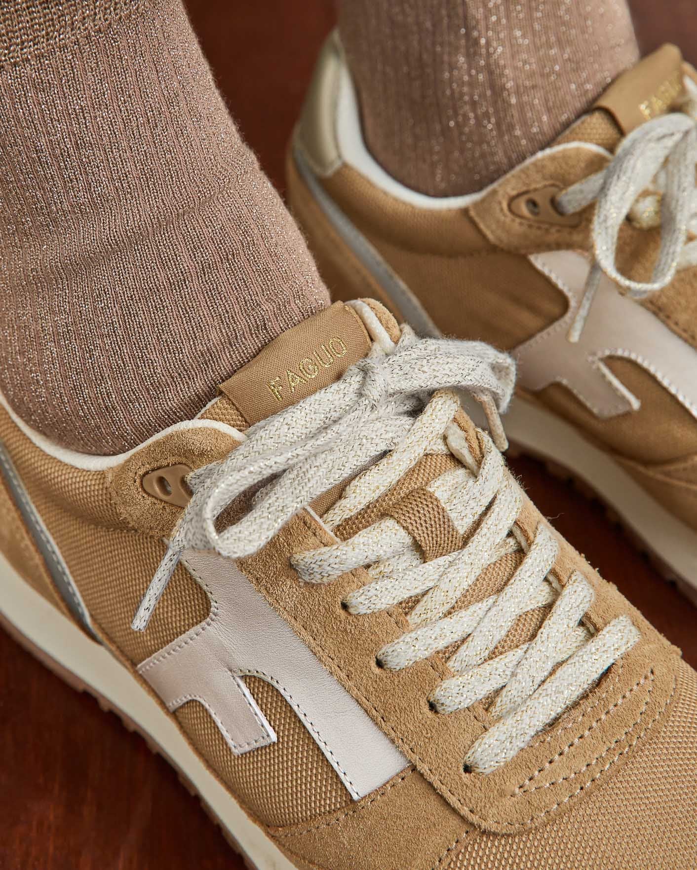 running-beige-doree-polyester-recycle-modele-elm-P8