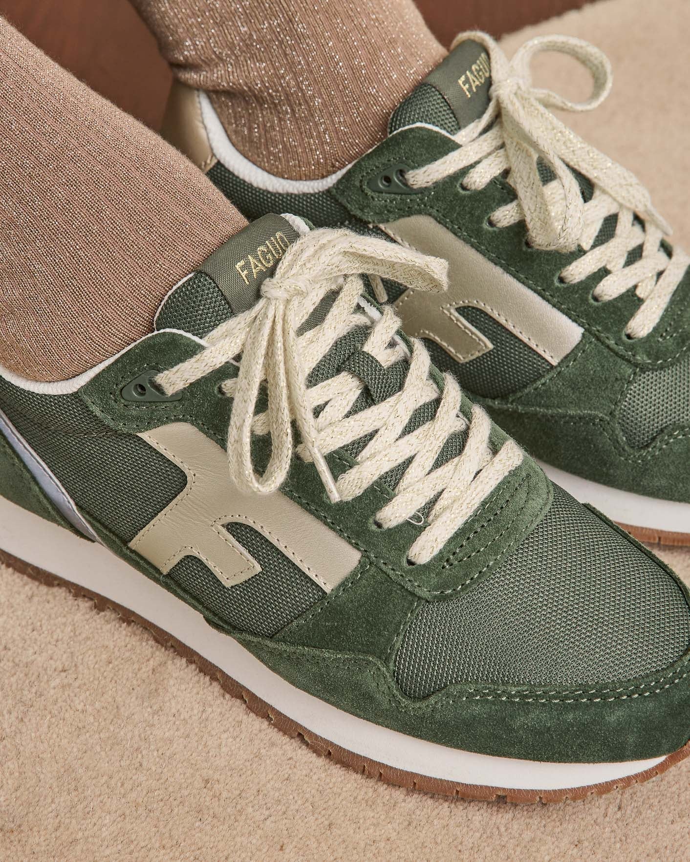 running-kaki-doree-polyester-recycle-modele-elm-P6