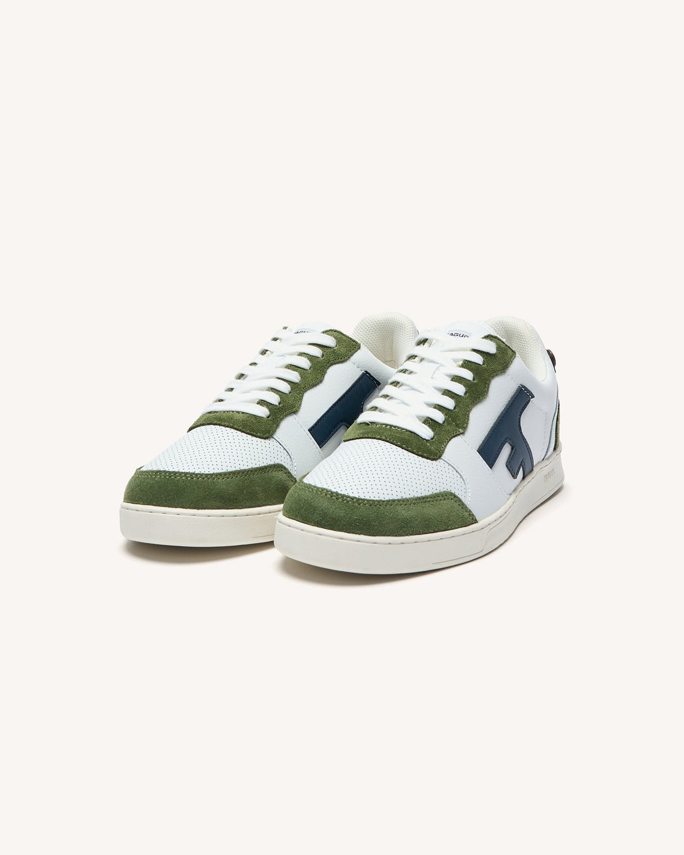 baskets-basses-blanc-kaki-polyester-recycle-modele-hazel-P2