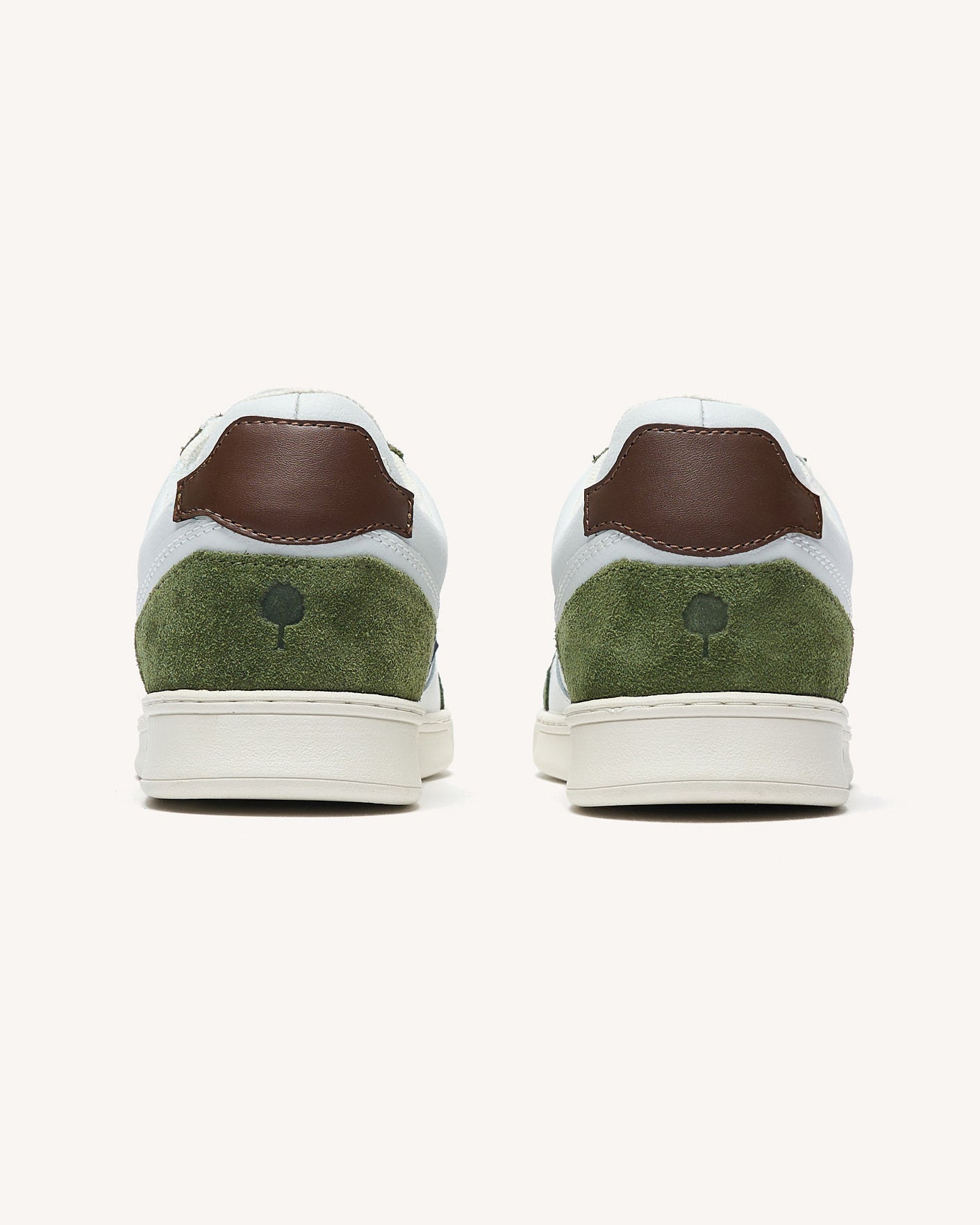 baskets-basses-blanc-kaki-polyester-recycle-modele-hazel-P3