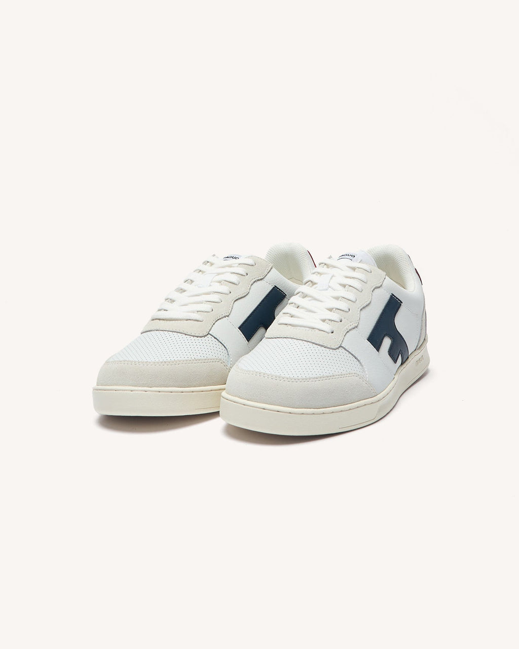 baskets-basses-blanc-bleu-marine-polyester-recycle-modele-hazel-P2