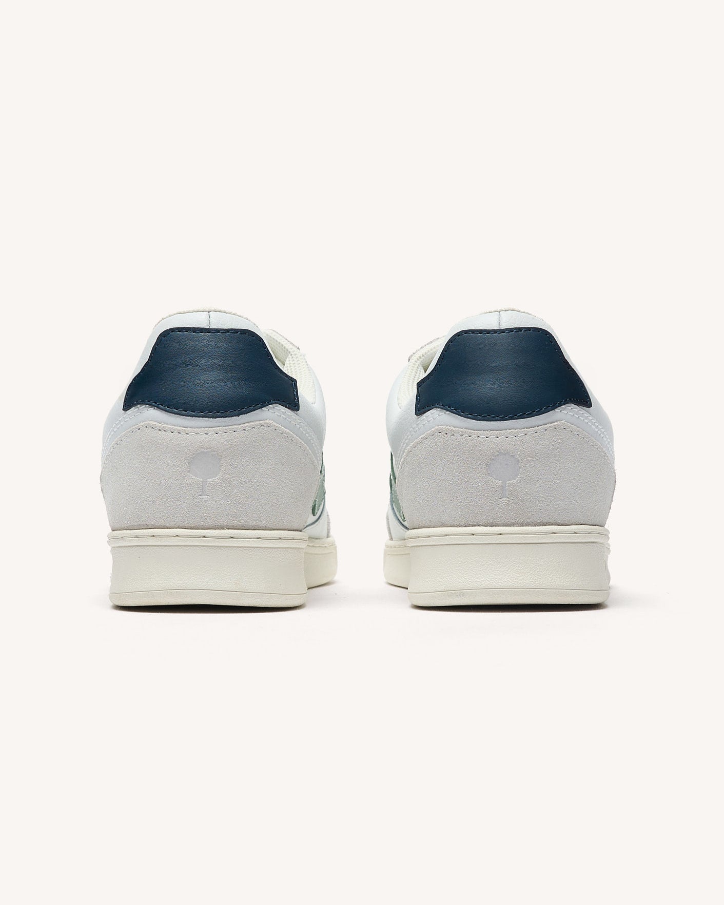 baskets-basses-blanc-lichen-bleu-marine-polyester-recycle-modele-hazel-P3