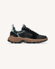 running-shoe-black-recycled-polyester-model-hazel-monstera-P1_variant