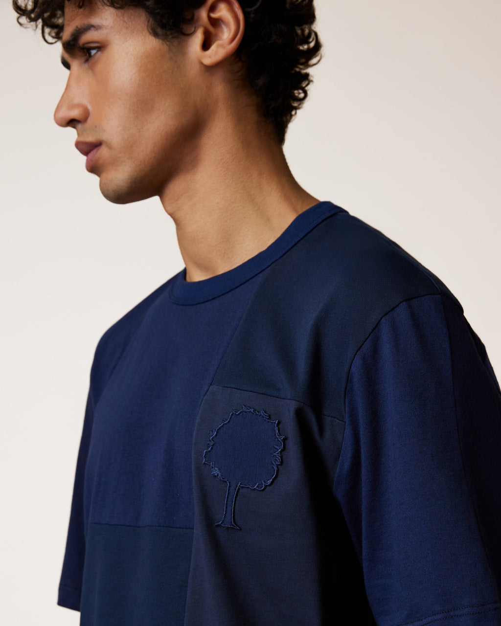 t-shirt-bleu-marine-coton-modele-lugny-up-S5