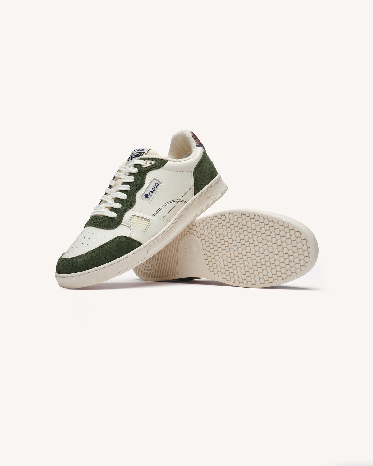 Baskets cuir blanc et kaki
