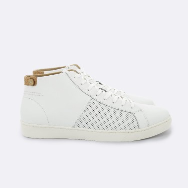 WHITE BASKETS IN LEATHER