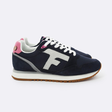 Navy & Pink runnings shoes in recycled polyester