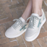Ecru and lichen sneakers in leather and PU - Hazel model