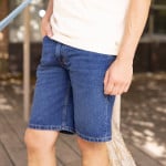Short en jean medium blue en coton et coton reyclé - modèle short denim