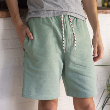 Light green shorts in cotton and recycled cotton - Humont model