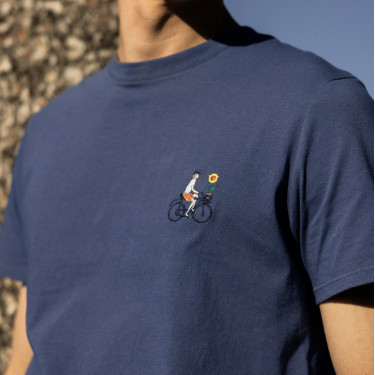 T-shirt bleu vélo brodé